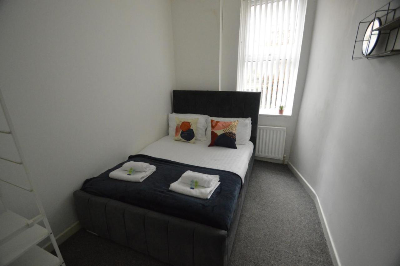 Spacious And Homely 2 Bedroom Flat - Suitelivin 盖茨黑德 外观 照片